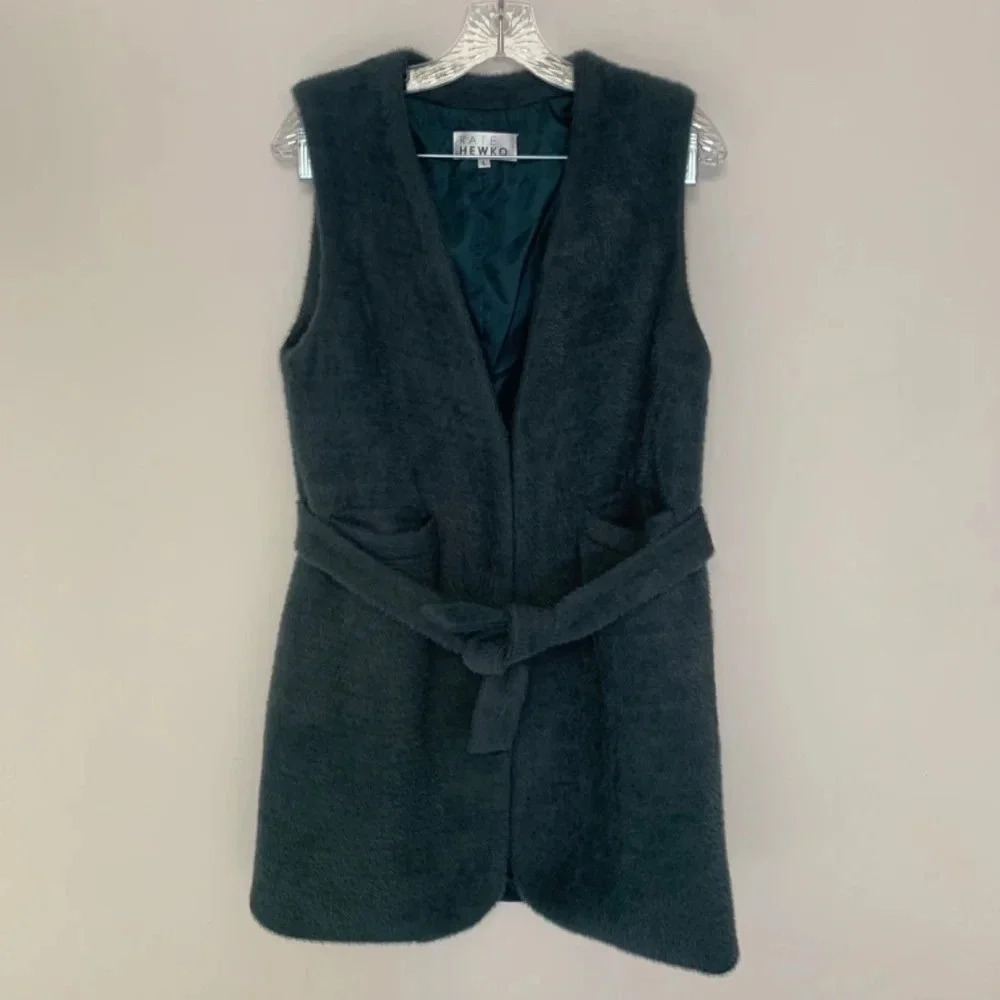 Kate Hewko Green Open Front Sleeveless Belted Faux Fur Jacket L